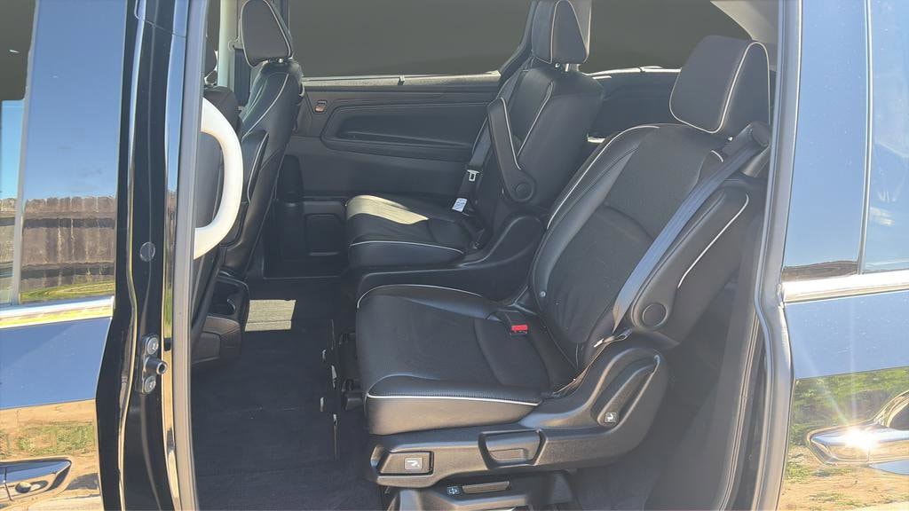 2025 Honda Odyssey Elite - Photo 23