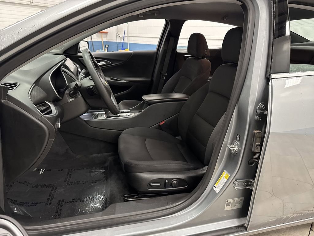 Used 2024 Chevrolet Malibu LT Sedan