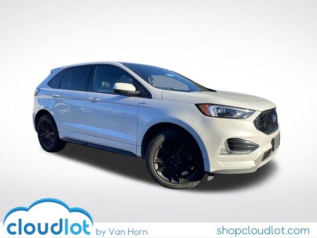 2023 Ford Edge ST-Line's photo