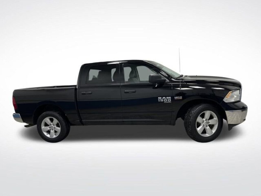 Used 2022 Ram 1500 Classic SLT Truck Crew Cab