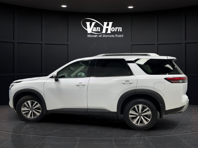 Used 2025 Nissan Pathfinder SL SUV