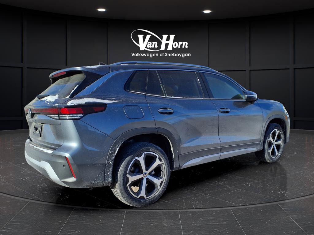 New 2026 Volkswagen Tiguan SE SUV