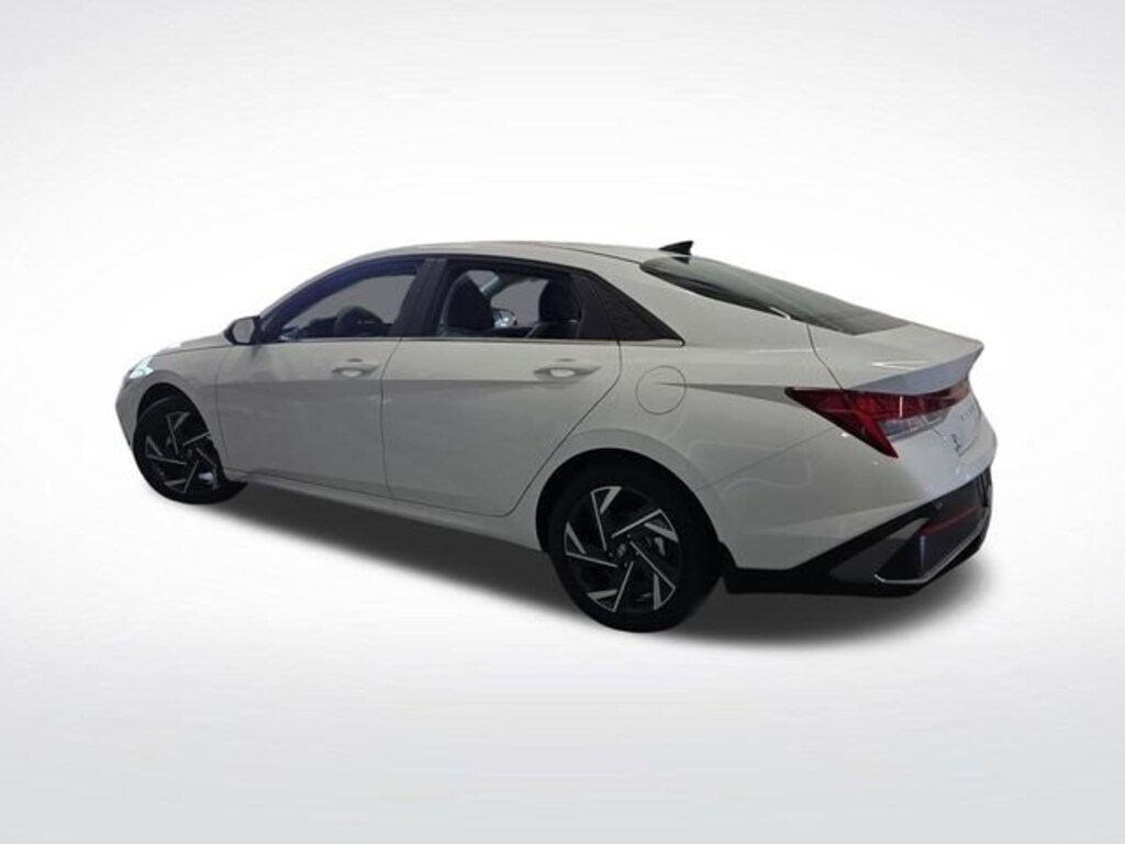 New 2025 Hyundai Elantra Hybrid Limited Sedan