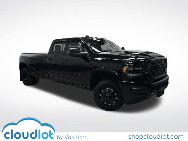 2023 RAM Ram 3500 Pickup Limited's photo