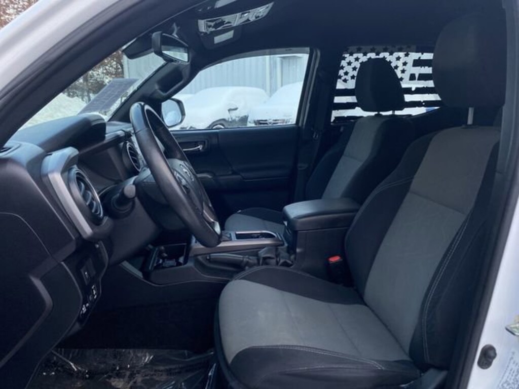 Used 2020 Toyota Tacoma 4WD Truck Double Cab