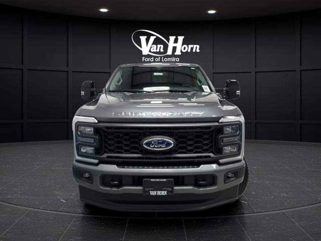 Used 2024 Ford Super Duty F-250 SRW LARIAT Truck Crew Cab