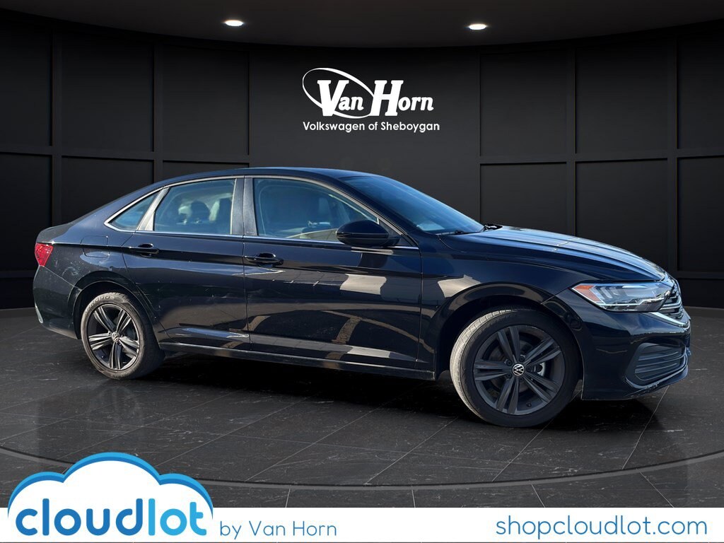 Used 2022 Volkswagen Jetta SE Sedan