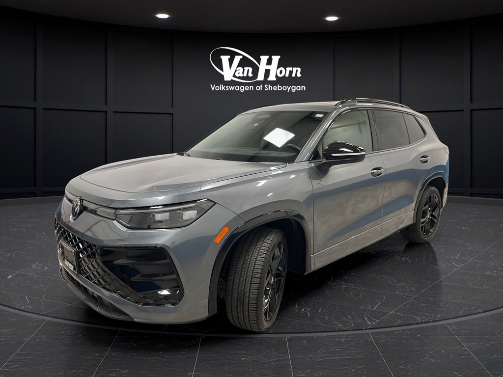 Used 2025 Volkswagen Tiguan SE R-Line Black SUV