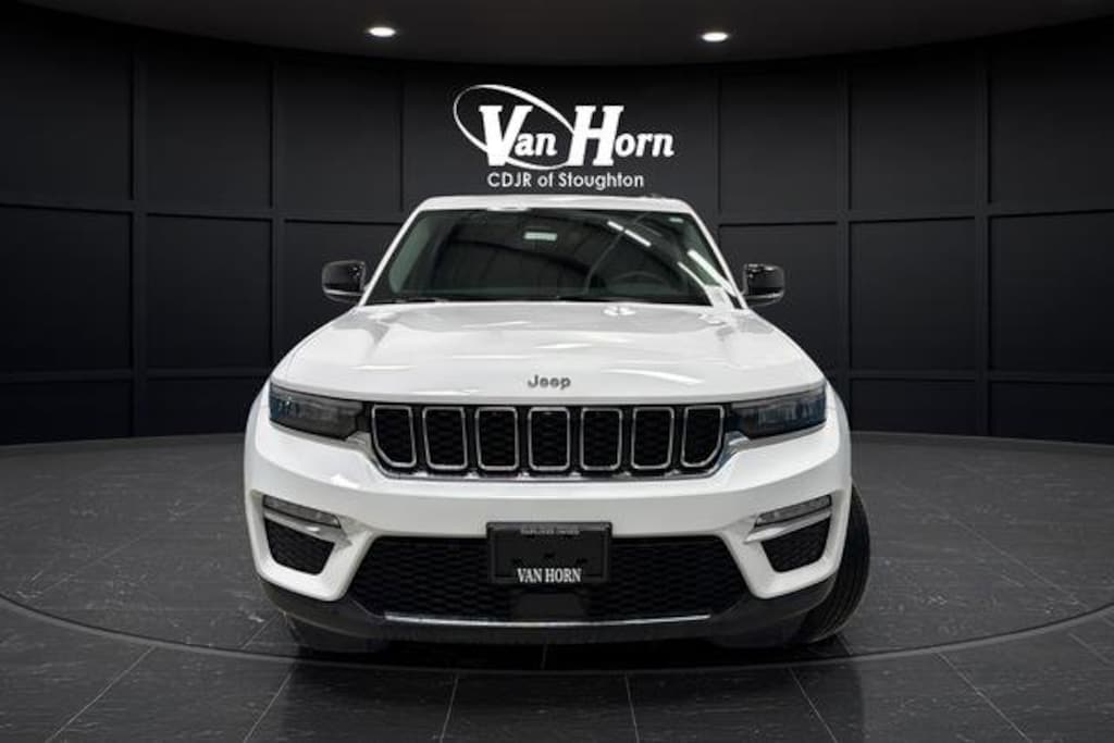 Used 2024 Jeep Grand Cherokee Limited SUV