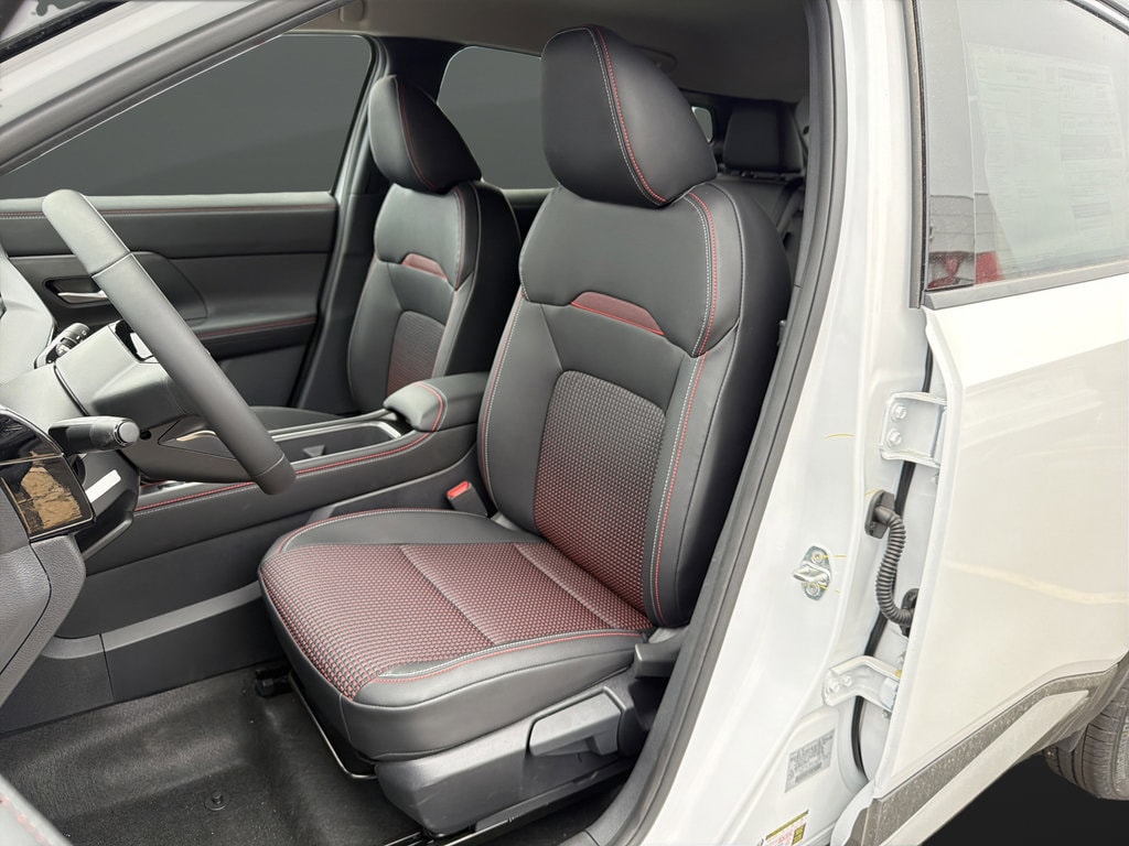 New 2026 Nissan Kicks SR SUV