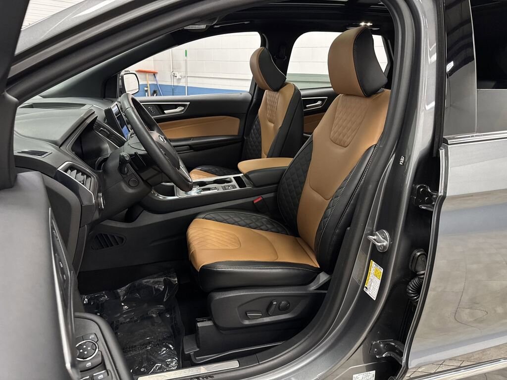 Used 2024 Ford Edge Titanium SUV