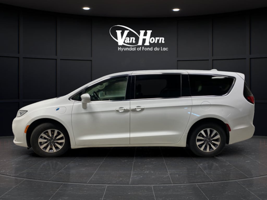 Used 2022 Chrysler Pacifica Hybrid Touring L Van Passenger Van