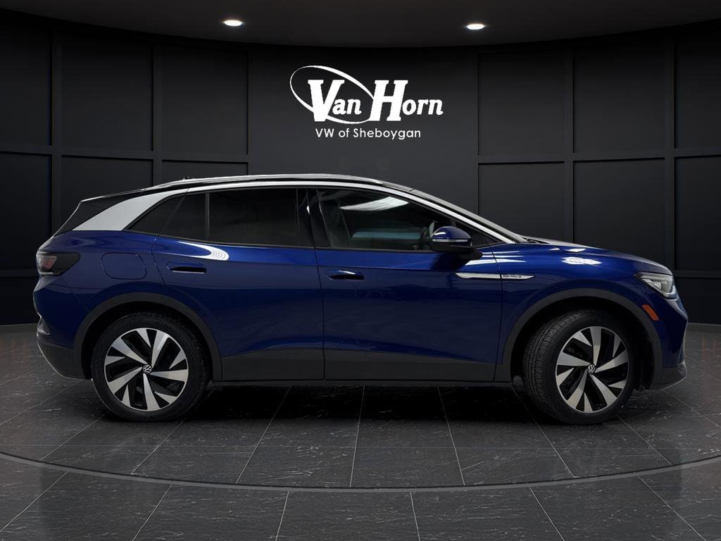 Used 2021 Volkswagen ID.4 PRO S with VIN WVGUNPE28MP060493 for sale in Sheboygan, WI