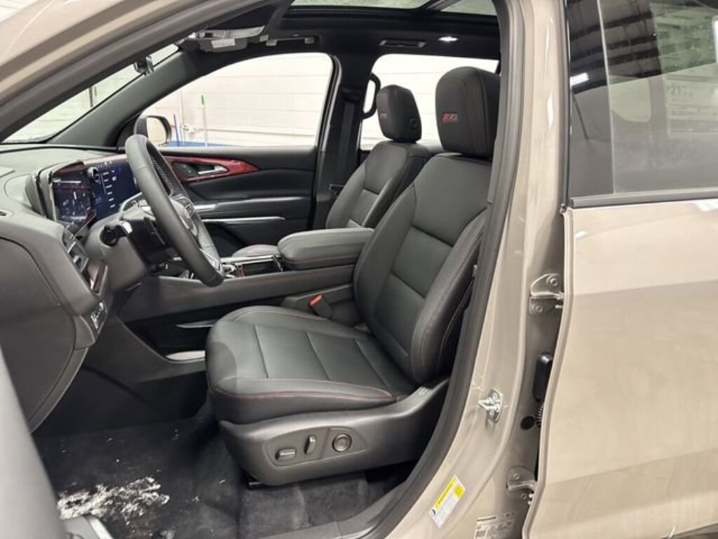 New 2026 Chevrolet Traverse AWD Z71 SUV