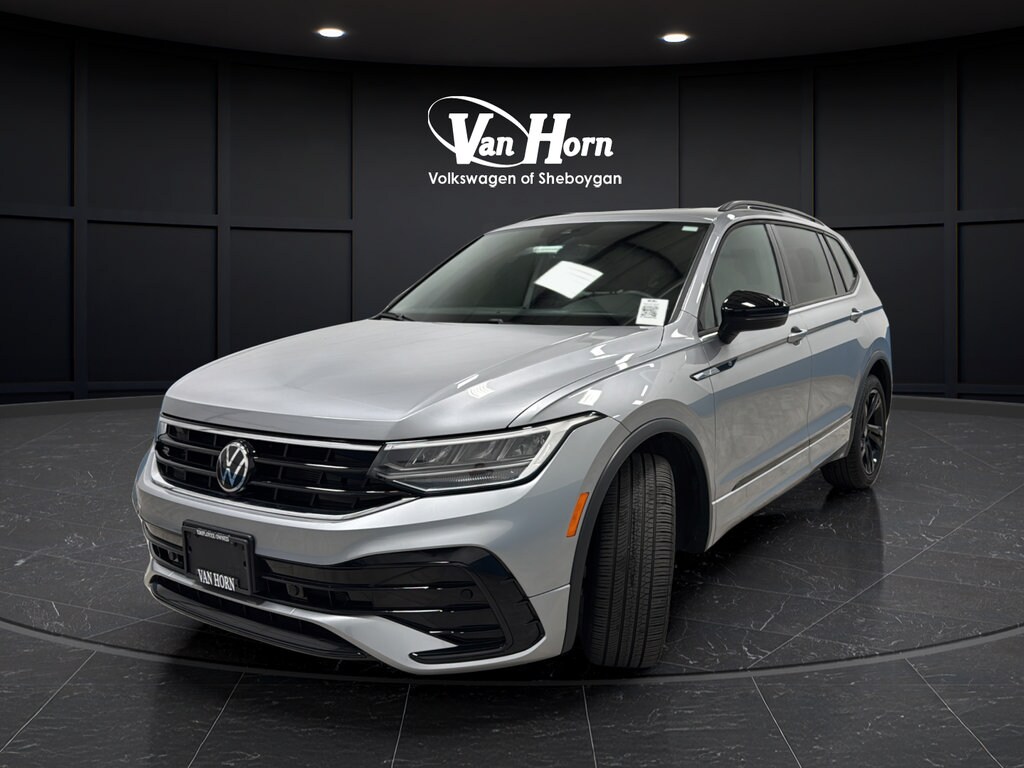 Used 2024 Volkswagen Tiguan SE R-Line Black SUV