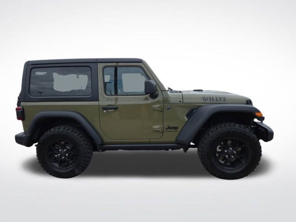 Used 2025 Jeep Wrangler Willys SUV