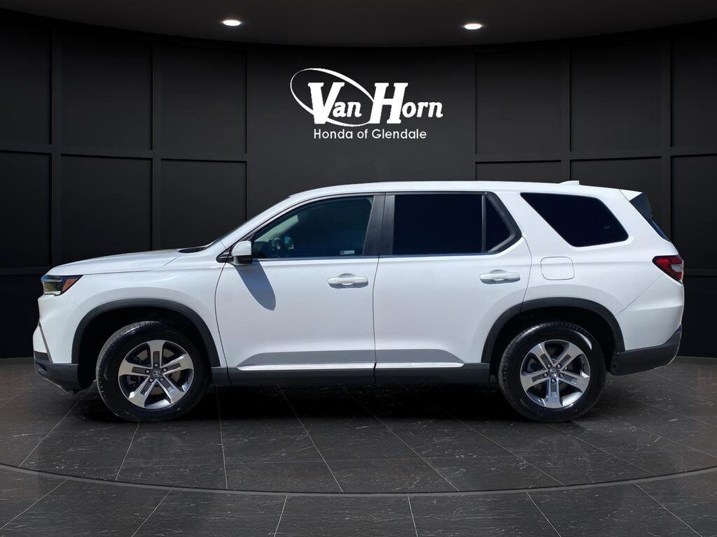 Used 2024 Honda Pilot EX-L 8 Passenger SUV