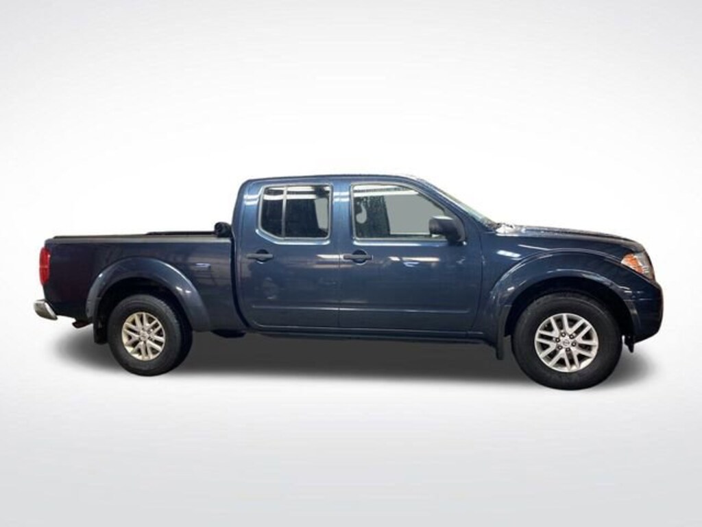 Used 2017 Nissan Frontier SV V6 Truck Crew Cab