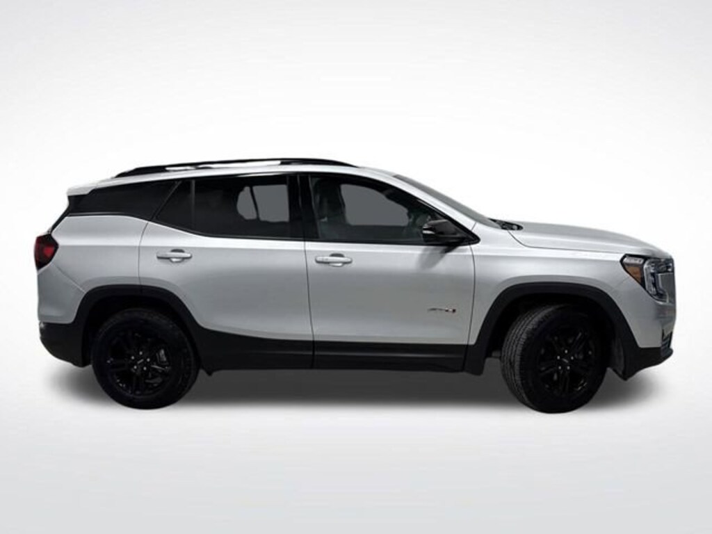 Used 2022 GMC Terrain AT4 SUV