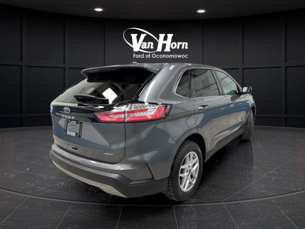 Used 2024 Ford Edge SEL SUV