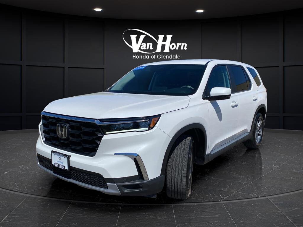 Used 2024 Honda Pilot EX-L 8 Passenger SUV