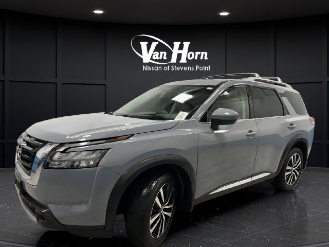 Used 2025 Nissan Pathfinder Platinum SUV