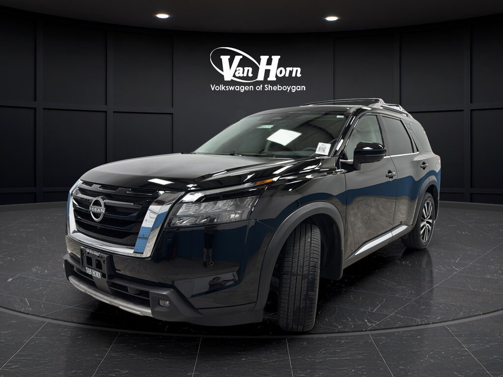 Used 2025 Nissan Pathfinder Platinum SUV