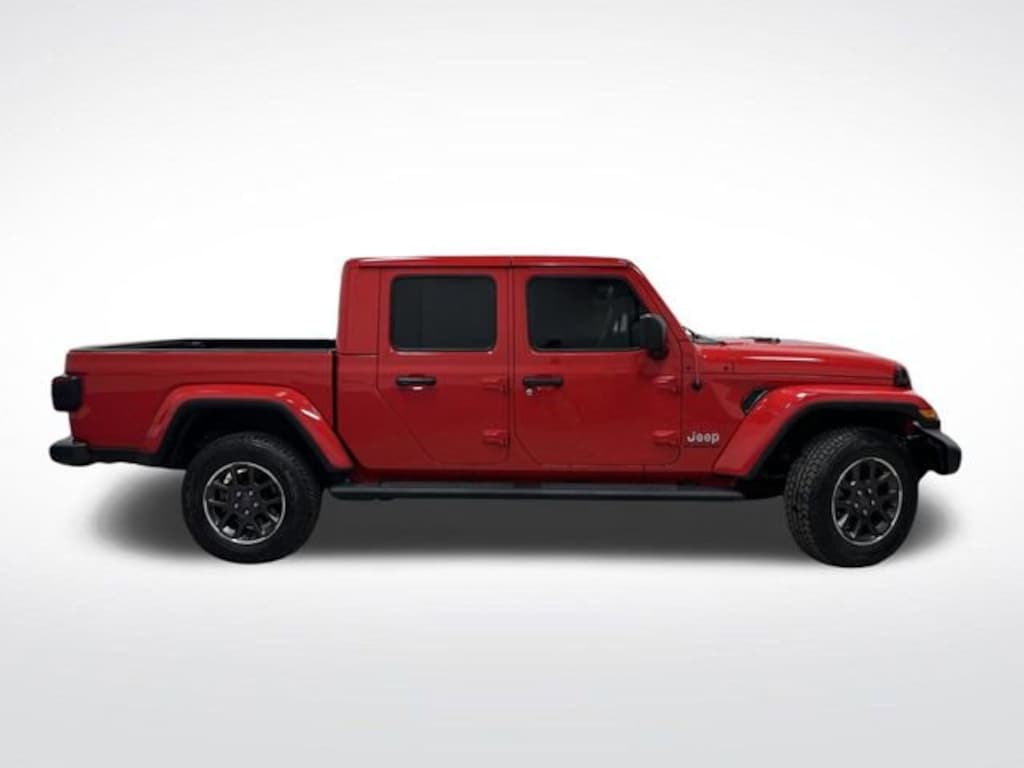 Used 2022 Jeep Gladiator Overland Truck Crew Cab