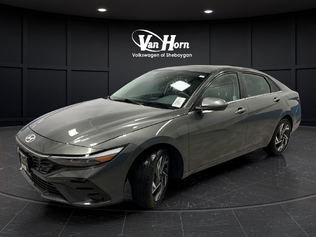 Used 2025 Hyundai Elantra SEL Convenience Sedan