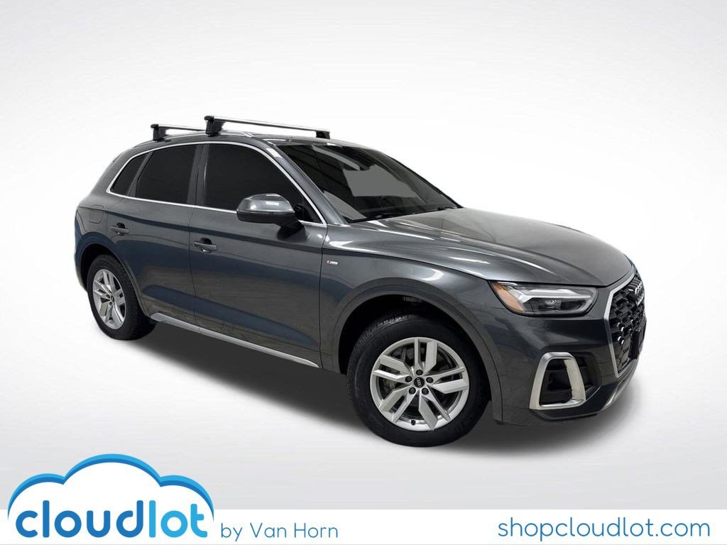 2022 Audi Q5 Premium's photo