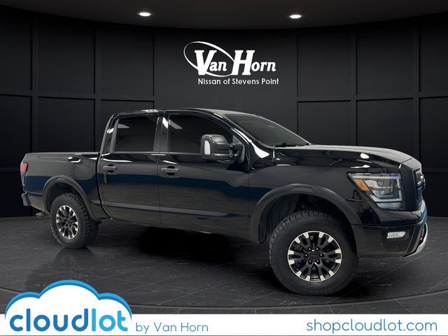 2021 Nissan Titan PRO-4X 4X4 Crew Cab's photo