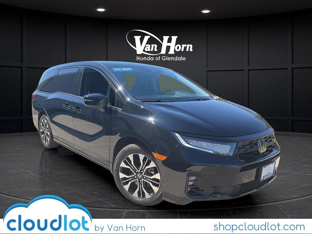2025 Honda Odyssey Elite's photo