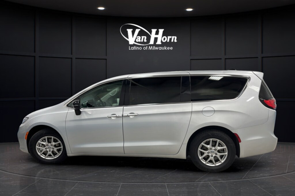 Used 2024 Chrysler Pacifica Touring L Van Passenger Van