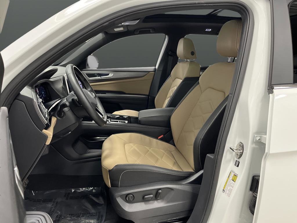 Used 2024 Volkswagen Atlas Cross Sport 2.0T SE w/Technology SUV