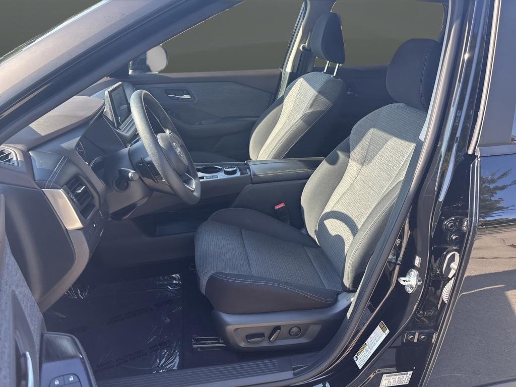 Used 2023 Nissan Rogue SV SUV