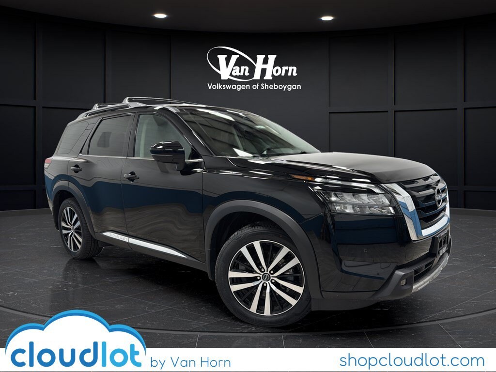 Used 2025 Nissan Pathfinder Platinum SUV