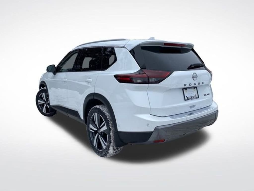 Used 2025 Nissan Rogue SL SUV