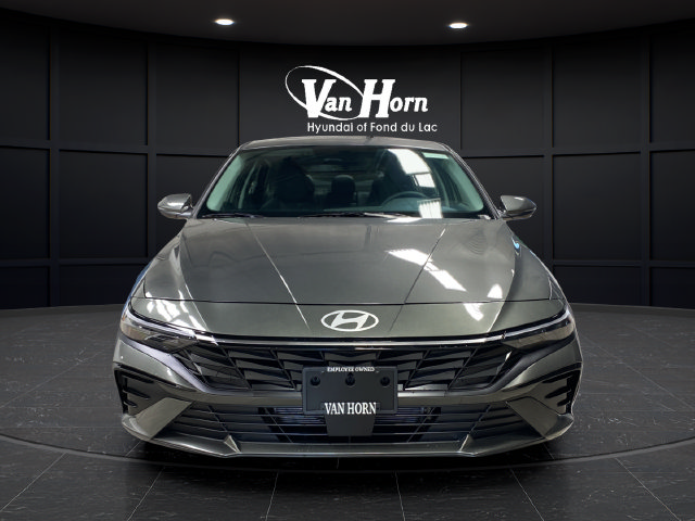 New 2026 Hyundai Elantra Hybrid Limited Sedan