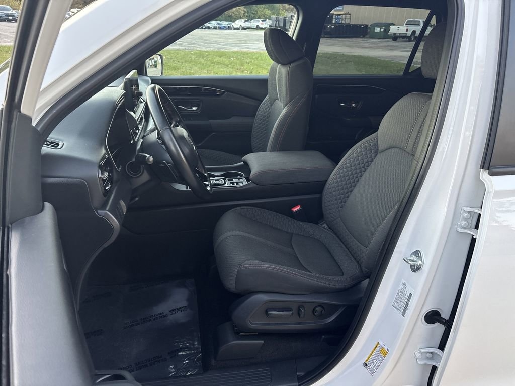 Certified 2023 Honda Pilot Sport SUV