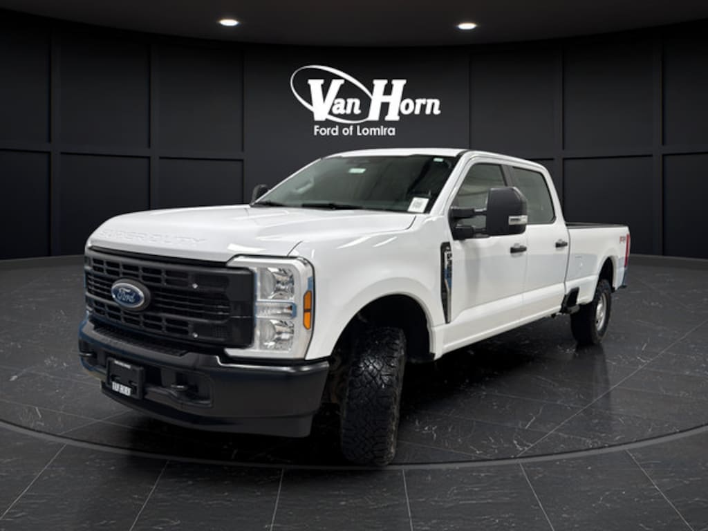 Used 2025 Ford Super Duty F-350 SRW XL Truck Crew Cab