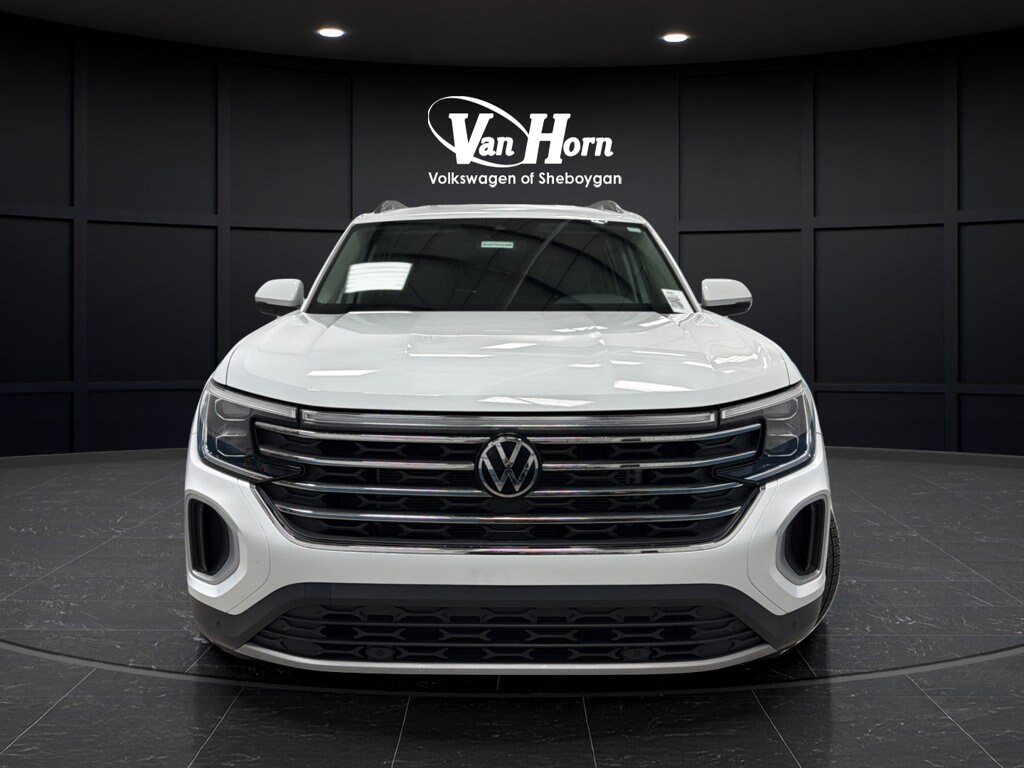 Used 2024 Volkswagen Atlas 2.0T SE w/Technology SUV