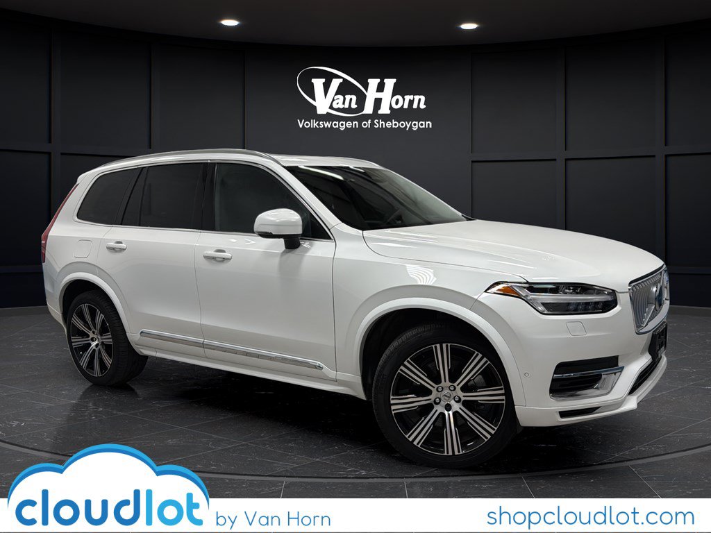2024 Volvo XC90 T8 Recharge Ultimate Bright Theme 4WD's photo