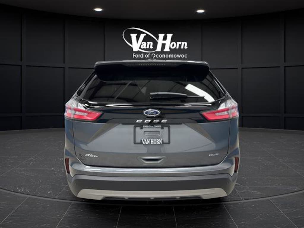 Used 2024 Ford Edge SEL SUV