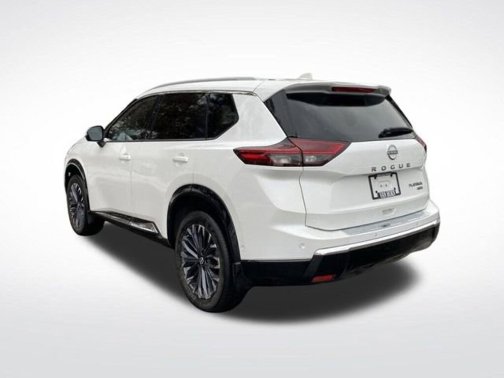 Used 2024 Nissan Rogue Platinum SUV