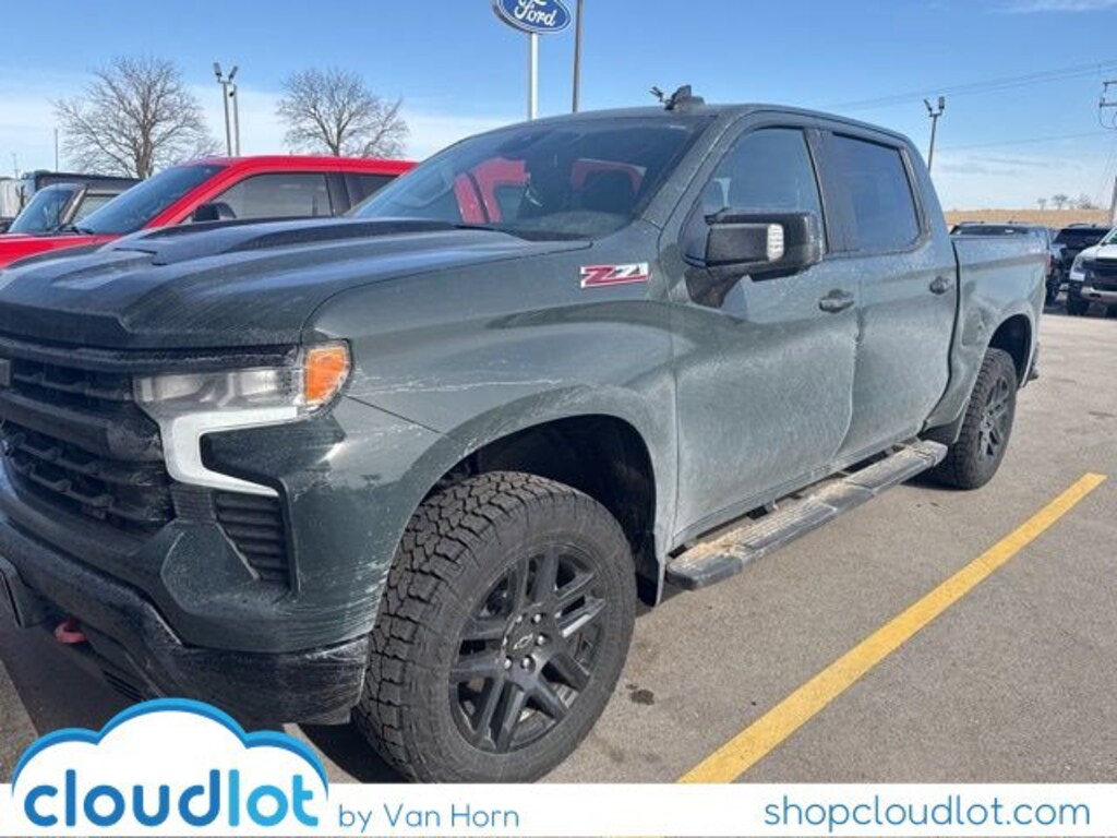 Used 2025 Chevrolet Silverado 1500 LT Trail Boss Truck Crew Cab