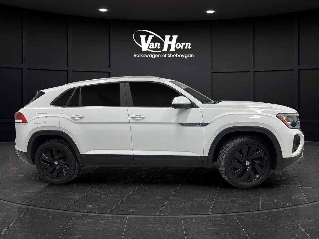 Used 2024 Volkswagen Atlas Cross Sport 2.0T SE w/Technology SUV