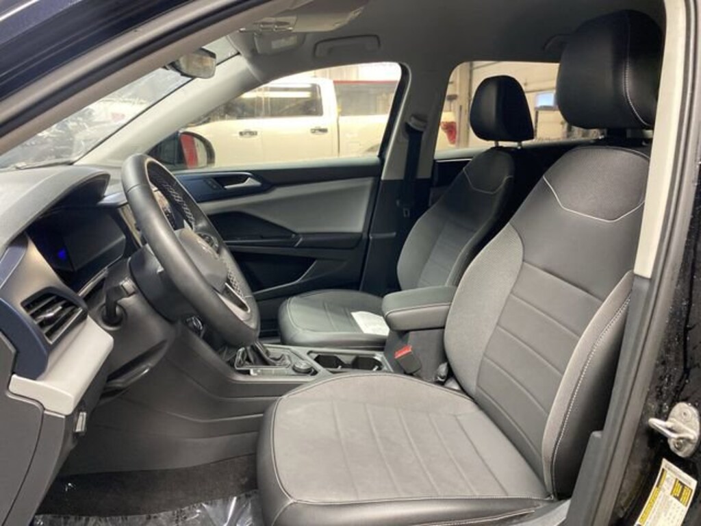 Used 2023 Volkswagen Taos SE SUV