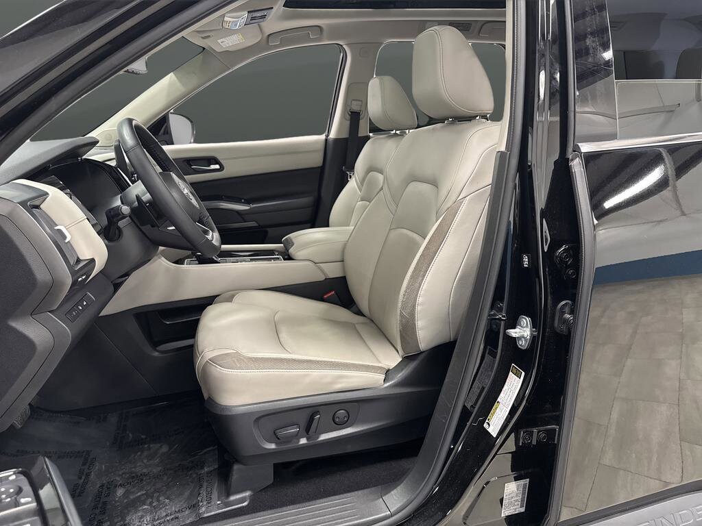 Used 2022 Nissan Pathfinder SL SUV