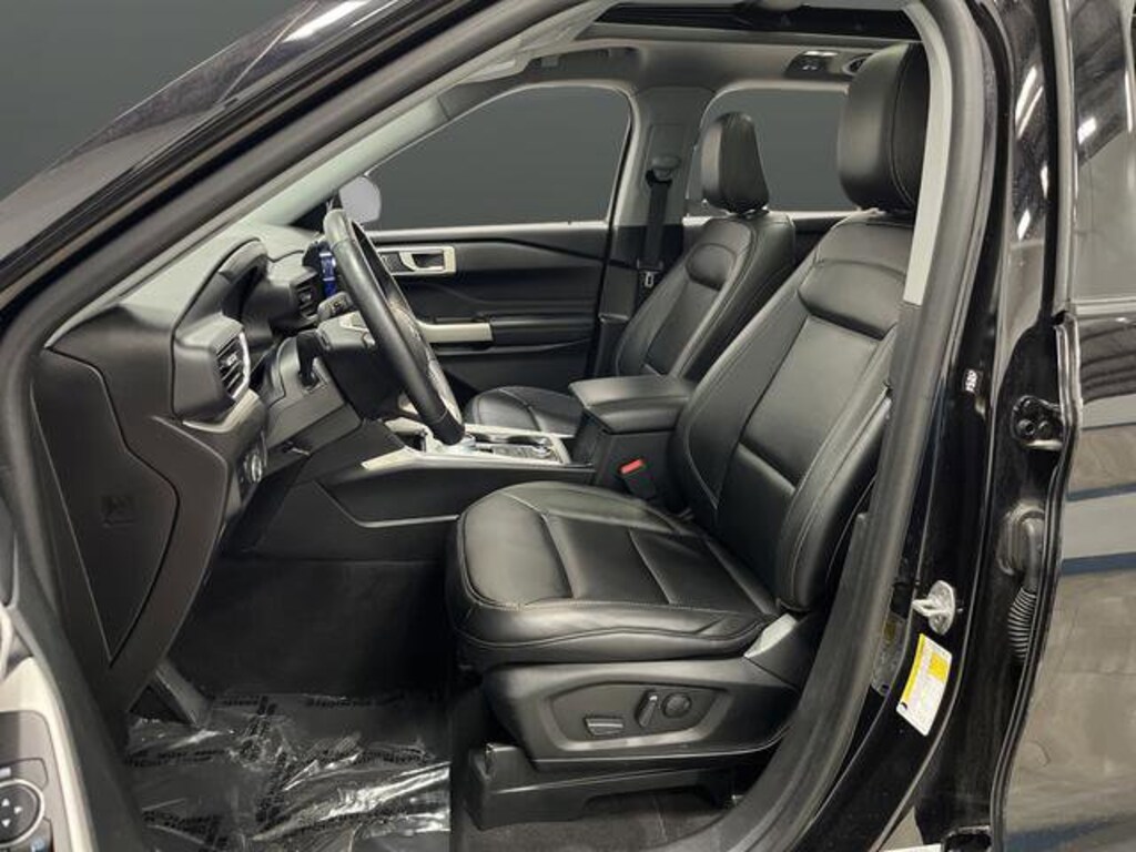 Used 2023 Ford Explorer XLT SUV