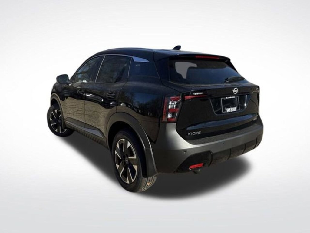 New 2026 Nissan Kicks SV SUV